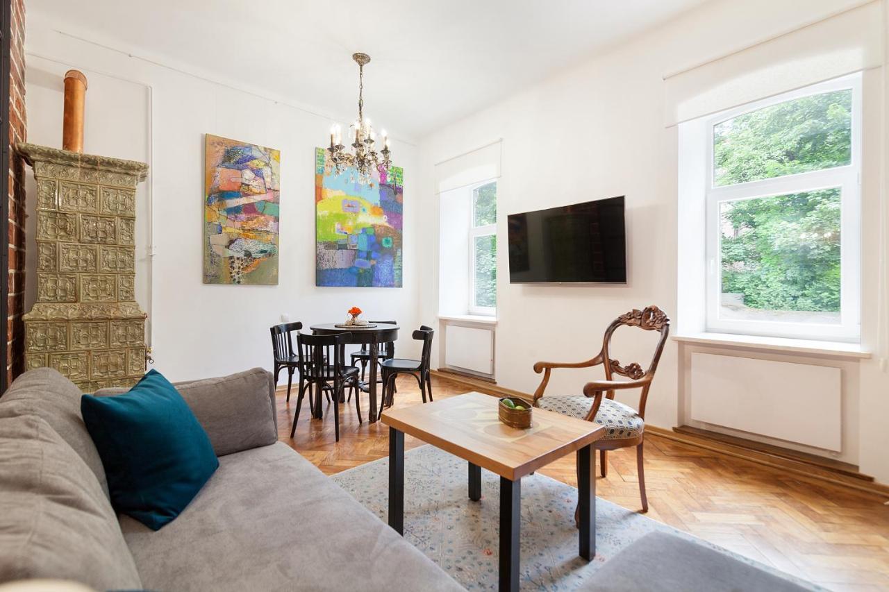 Gallery Art Apartment Львов Экстерьер фото