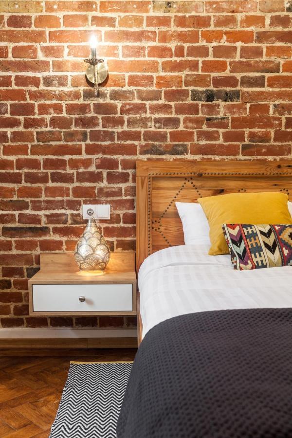 Gallery Art Apartment Львов Экстерьер фото