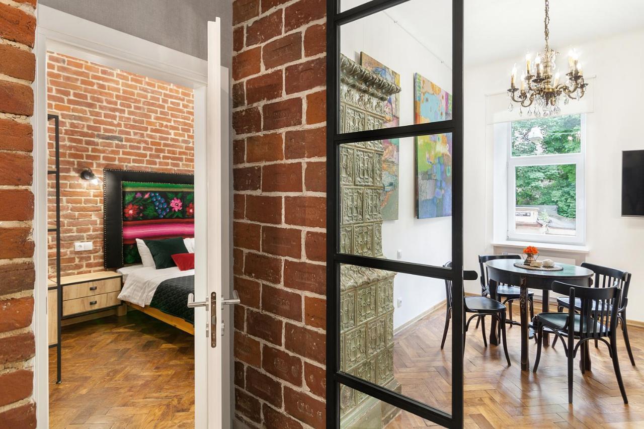 Gallery Art Apartment Львов Экстерьер фото